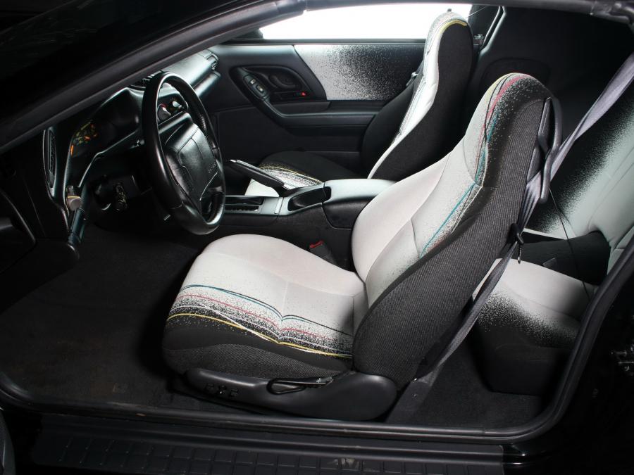  Chevrolet Camaro Z28 Indy 500 Pace Car 1993 года  (фото 6 из 11)